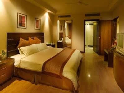 India Hotel Varanasi Exterior photo