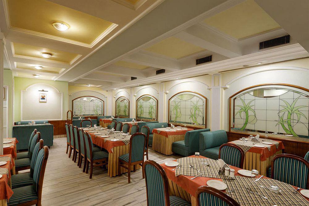 India Hotel Varanasi Exterior photo